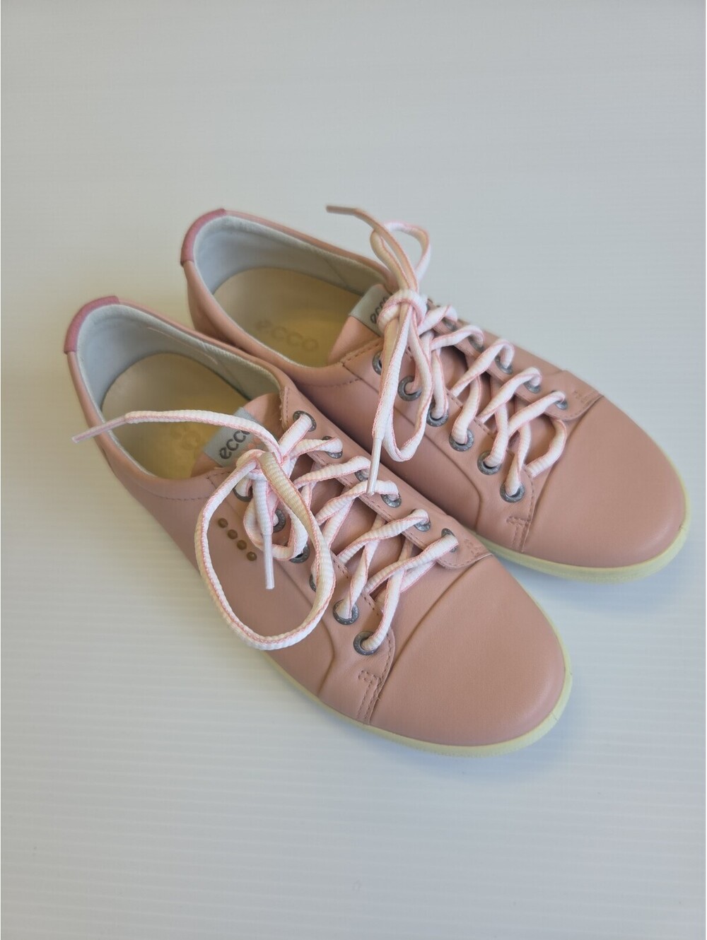 Ecco Shoes Womens EU 37 US 6 Sneakers Pink Lace Up Low Top Casual Comfort Flats